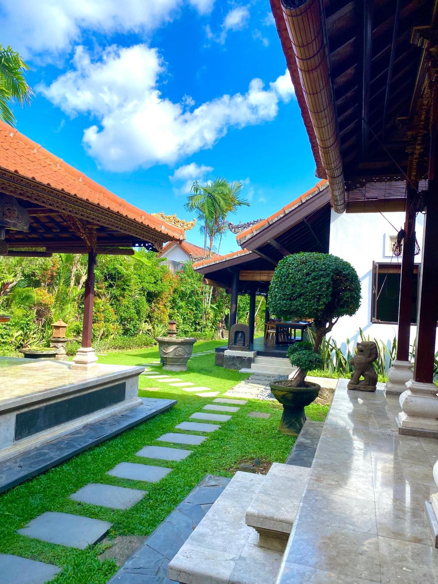 Hotel Puri Ayu Canggu Exterior foto
