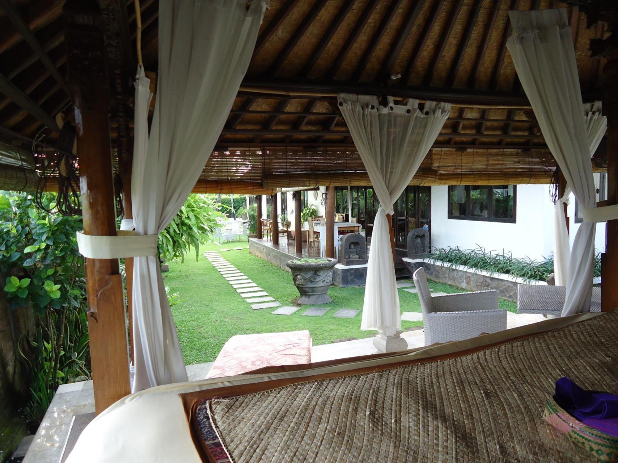 Hotel Puri Ayu Canggu Zimmer foto