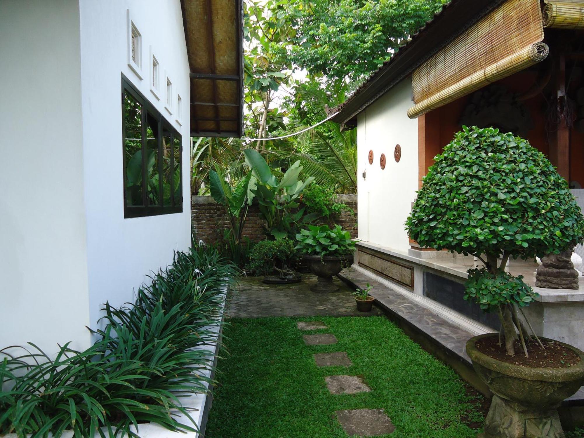 Hotel Puri Ayu Canggu Zimmer foto